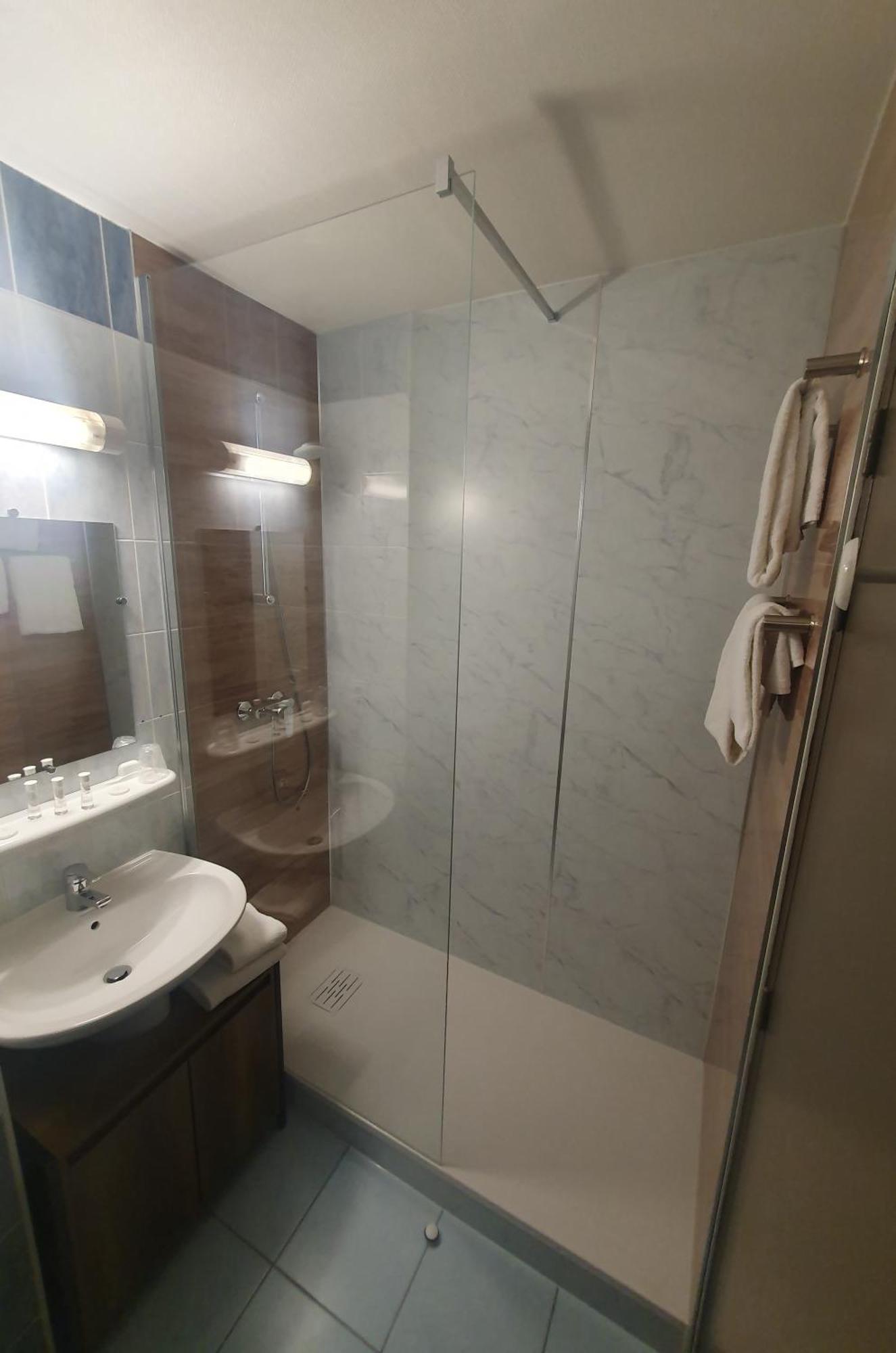 Hotel Salea بورنيك المظهر الخارجي الصورة